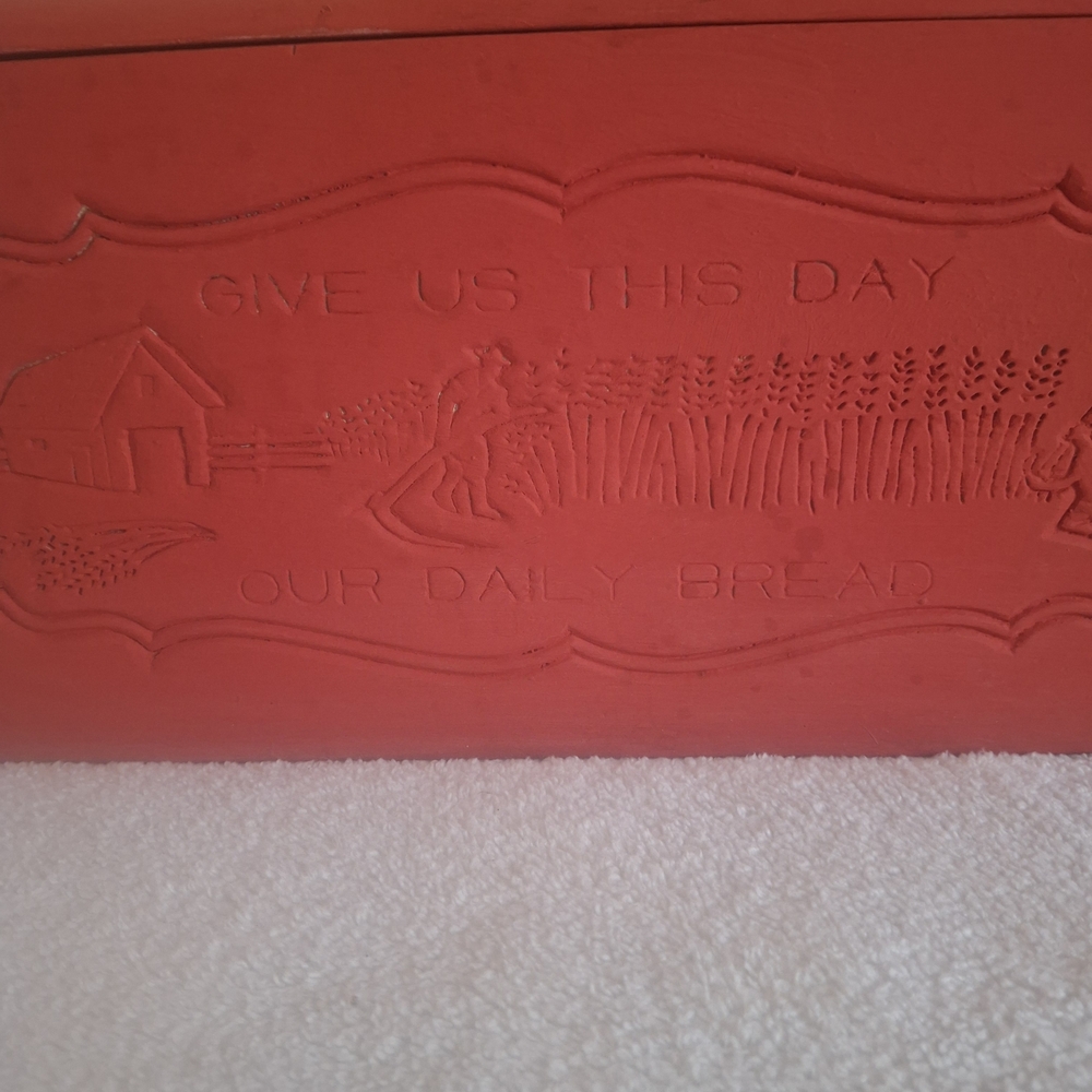 Red Bread Box with Engraved Design - Picture 2 of 6